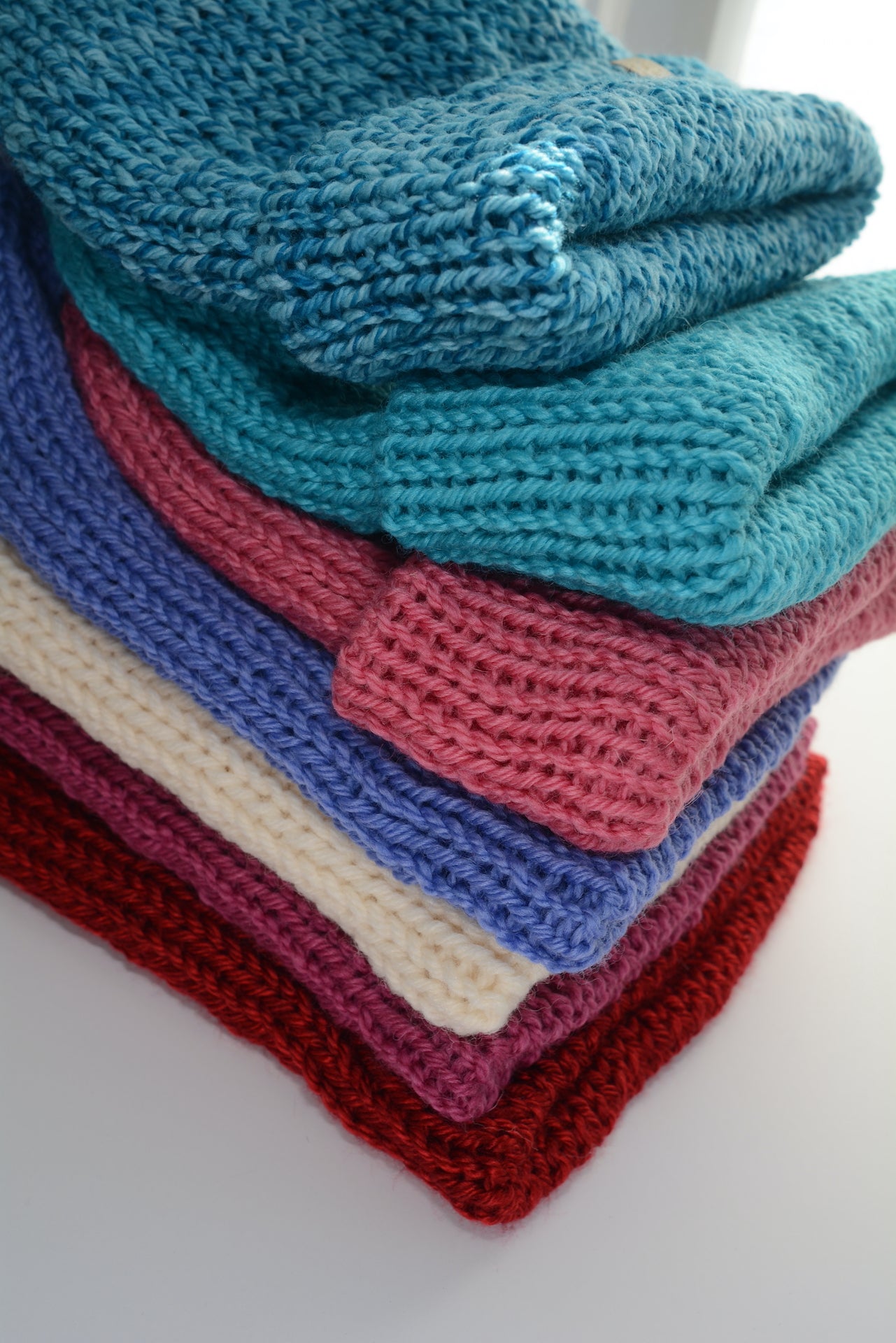 Em Beanie-all wool Aquarium Marl