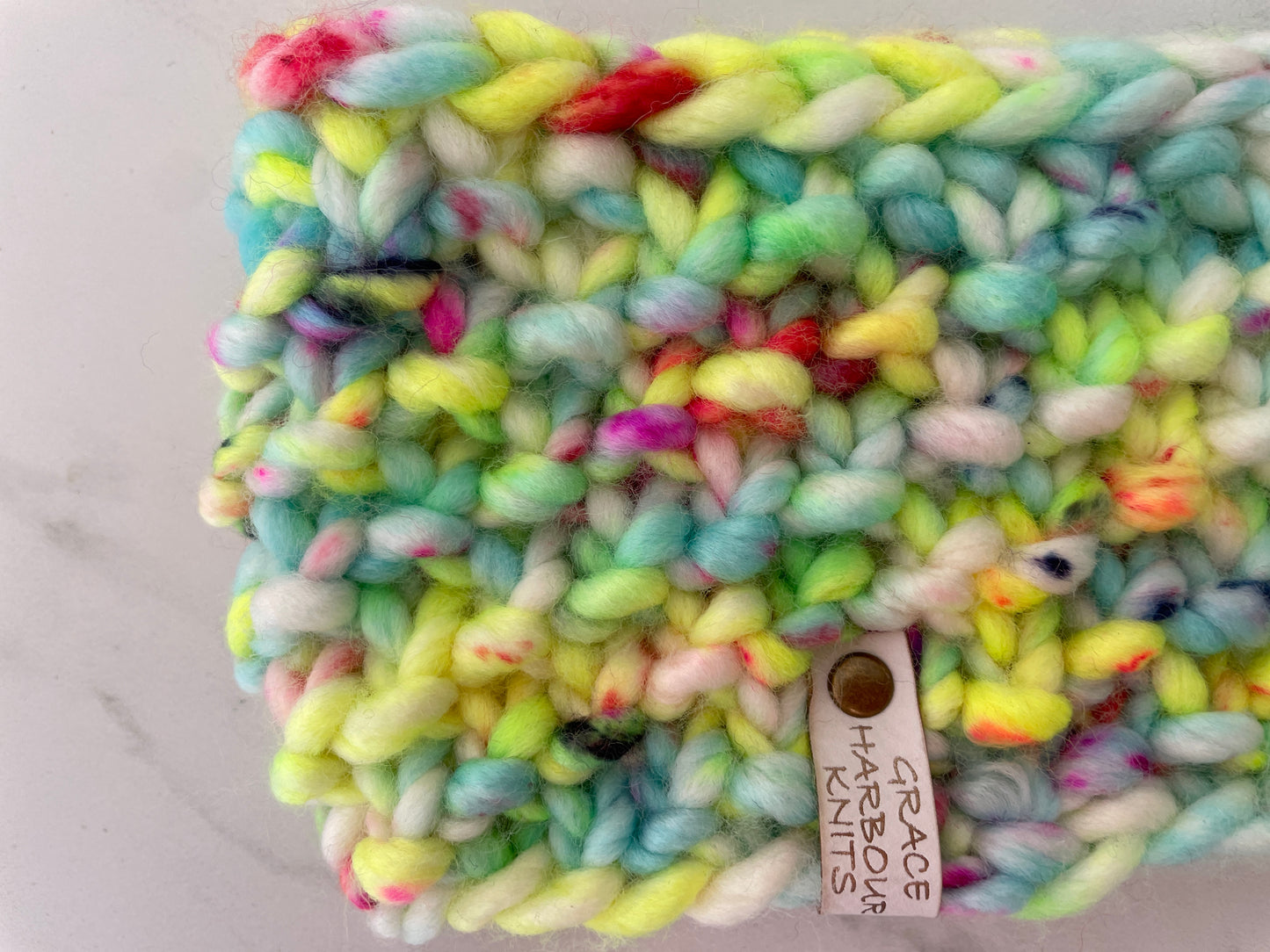 BAMBOO BEANIE IN TOUCAN DO IT W SHOCKING PINK POM