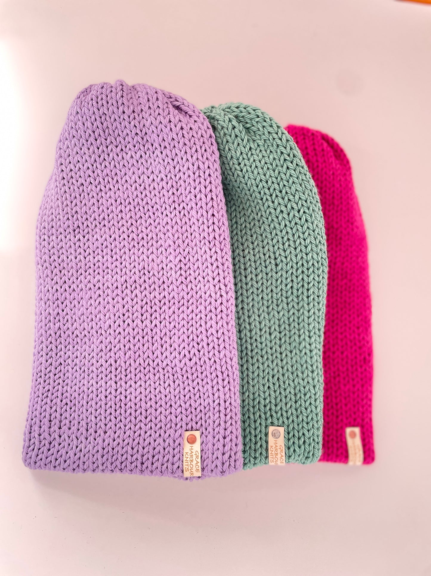 Em  Beanie WISTERIA acrylic