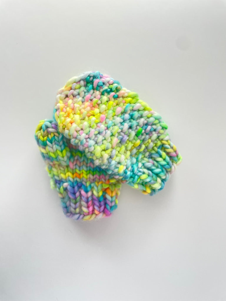 MIDDLE COVE BEANIE -Opal with blue pom