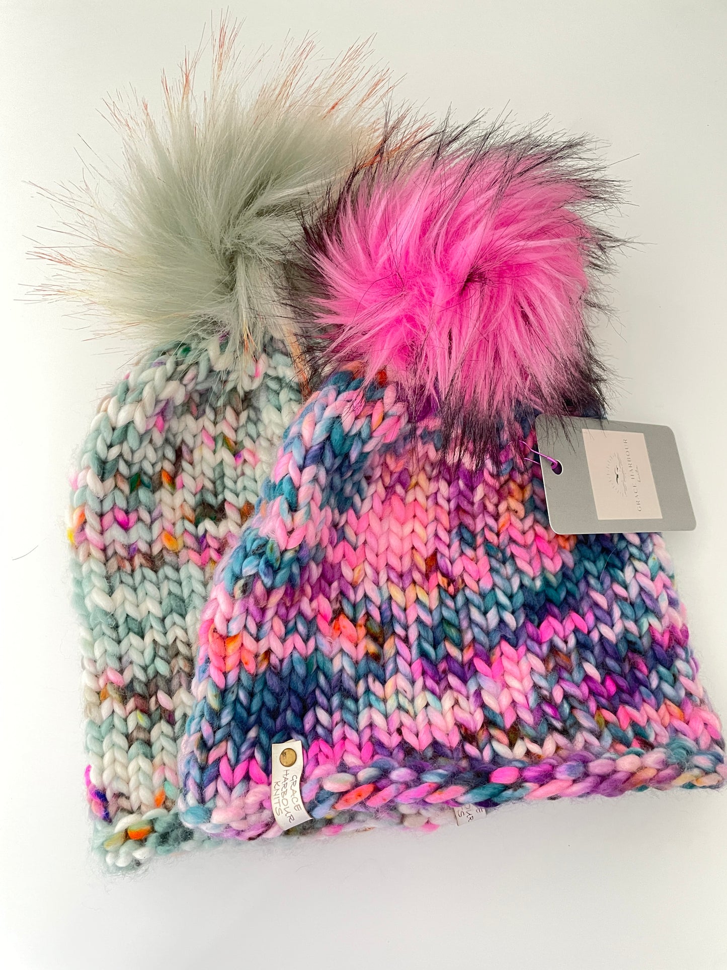 CURLY GIRL IN 'DECEMBER’ WITH SPARKY POM