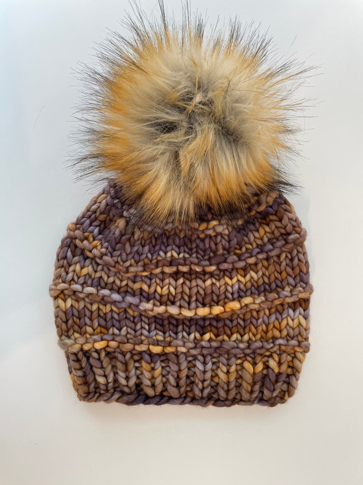 WAVE OVER WAVE IN LAGUNA NEGRA RASTA WITH GOLDEN POM