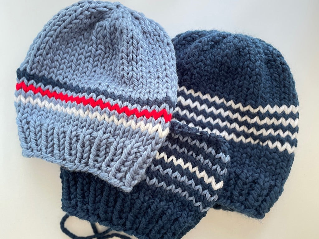 The TEAM SPIRIT Beanie in TORONTO MAPLE LEAFS COLOURS