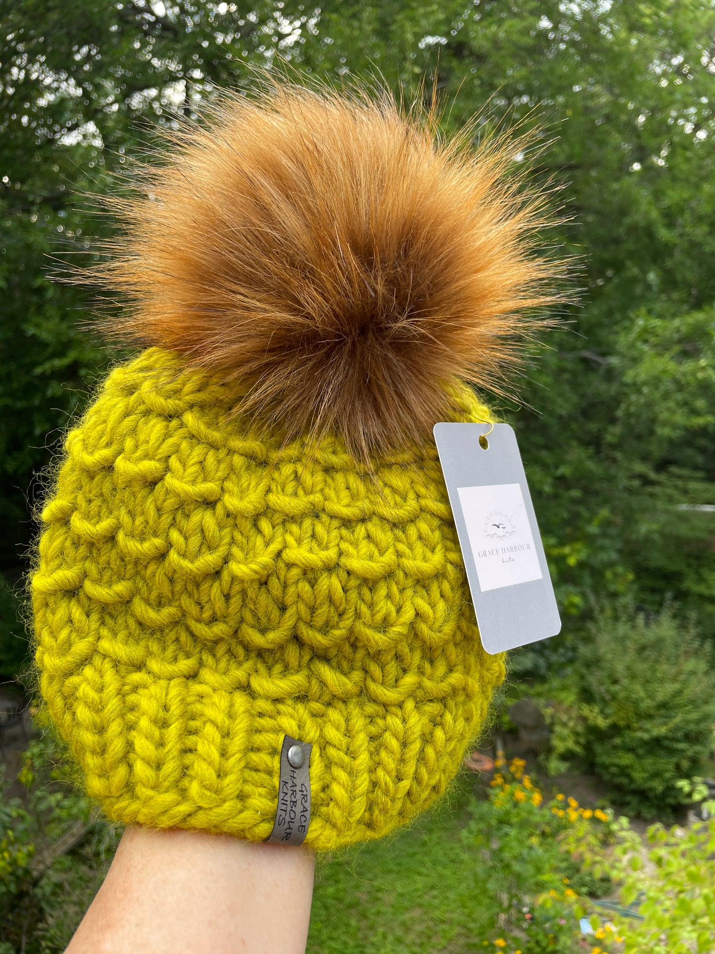 BAMBOO BEANIE IN GOLDEN MEADOW W GRIZZLY POM