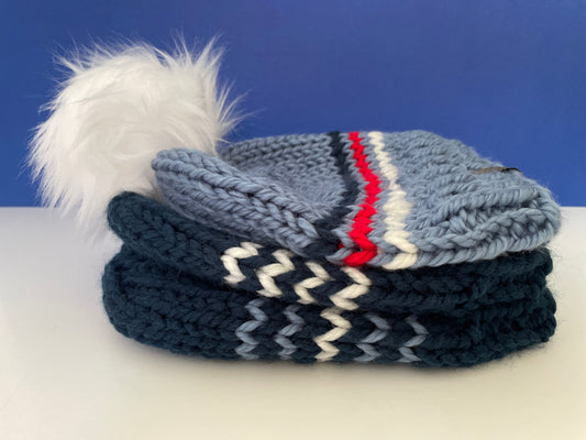 The TEAM SPIRIT Beanie in TORONTO BLUE JAYS COLOURS