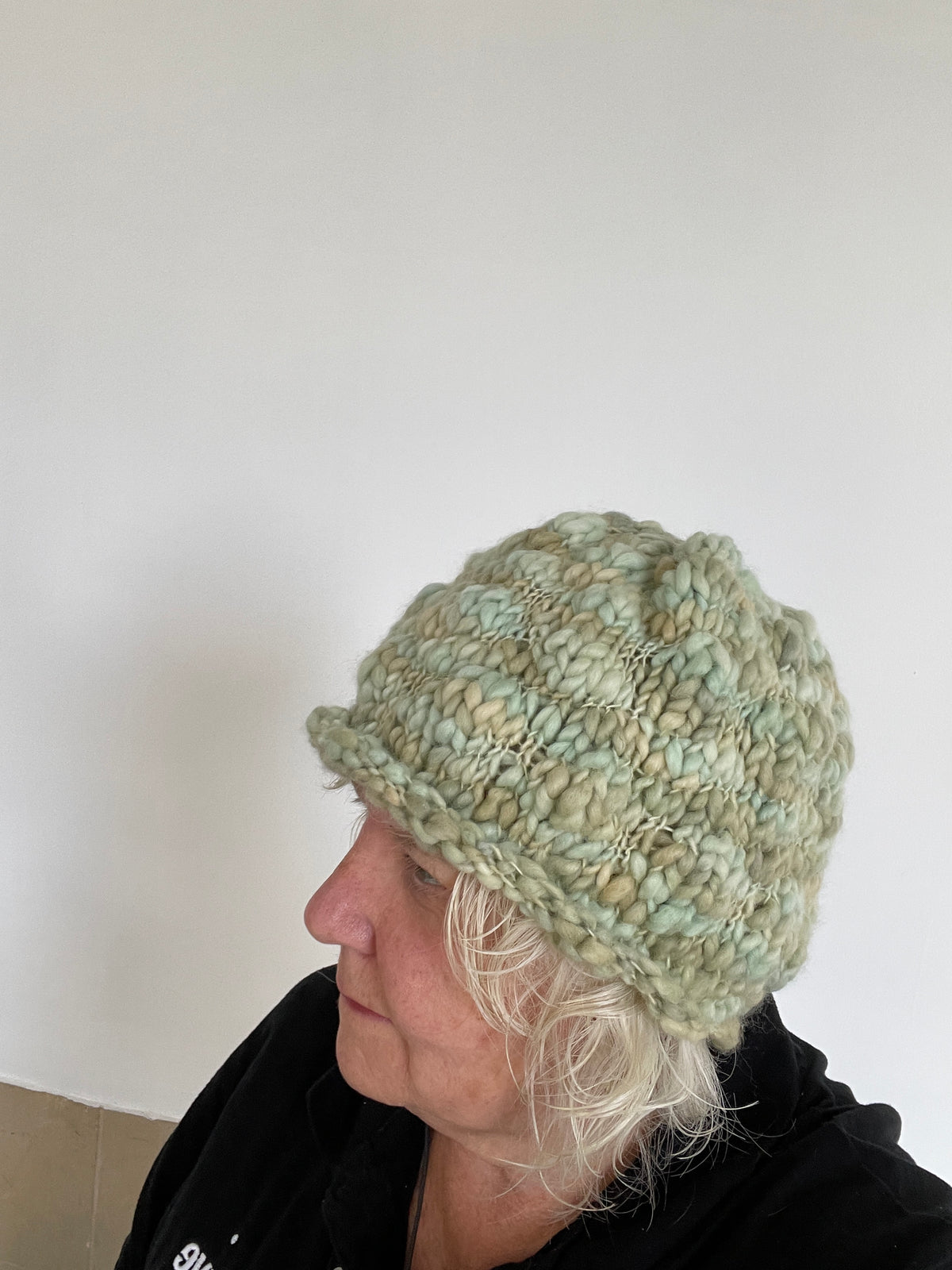 ROLLED BRIM IN GREENWICH DUNES COLOURS