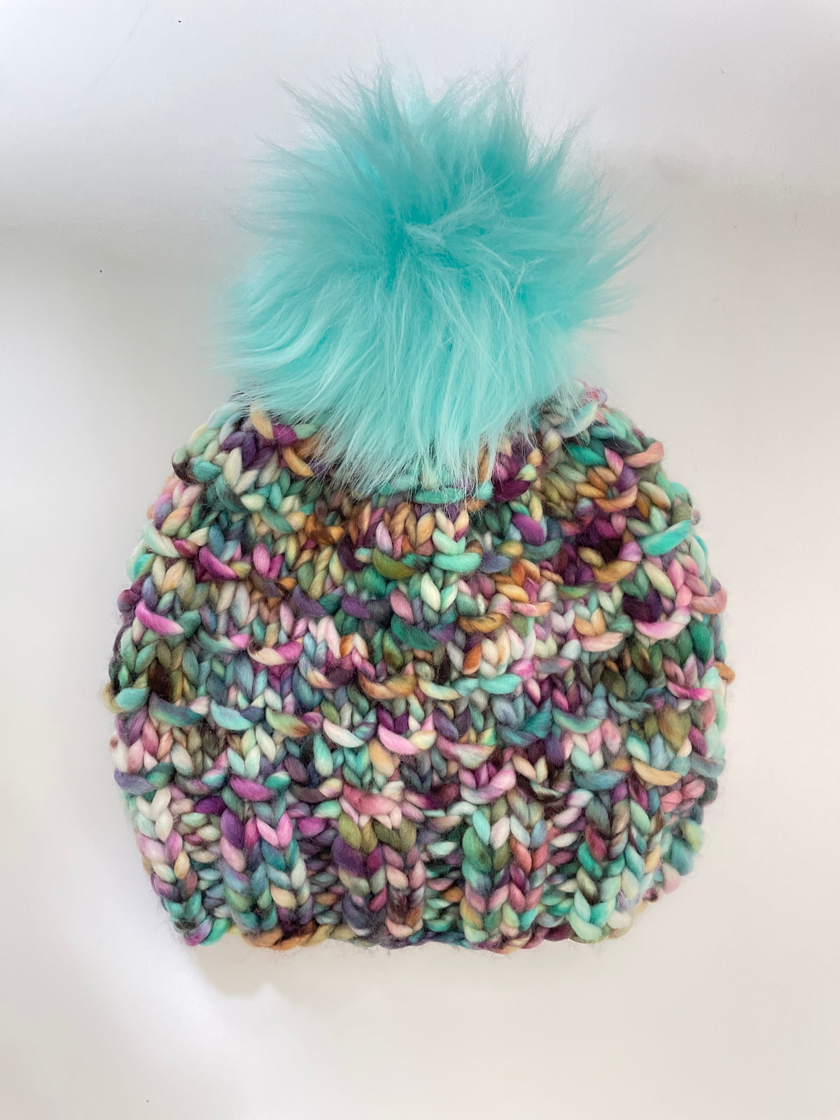 BAMBOO BEANIE IN CALLISTO, WITH ARCTIC BLUE FAUX FUR POM POM