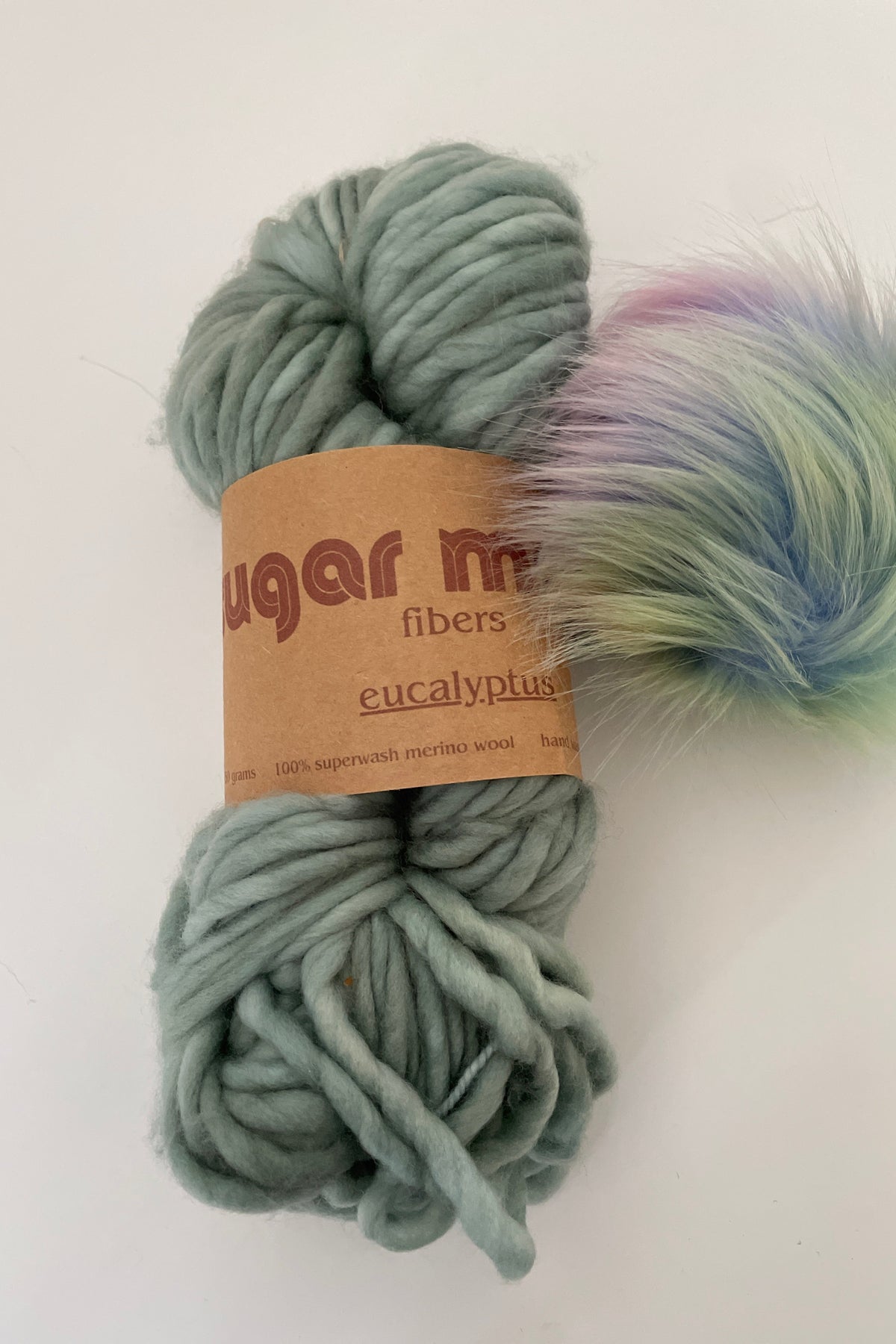 SUGAR MAPLE BUNDLE IN EUCALYPTUS
