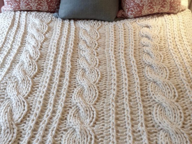 Grace Harbour Cable Knit Blanket