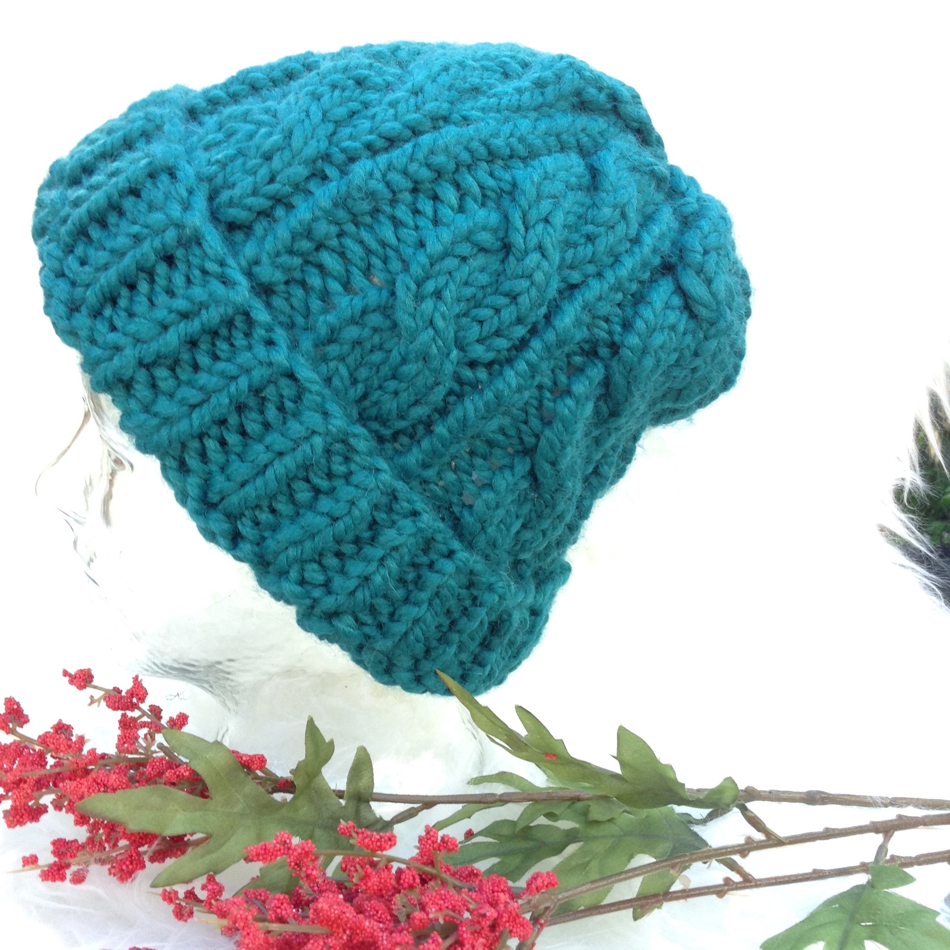 Grace Cable Knit Hat in Marine